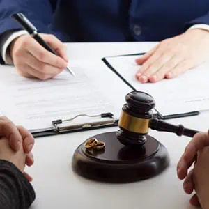 Understanding Divorce Settlements Lawyer In New York